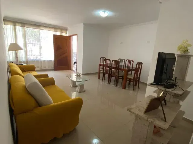 Sobrado com 241m² 3 quartos e 2 banheiros, à venda, no bairro Vila Monumento em São Paulo