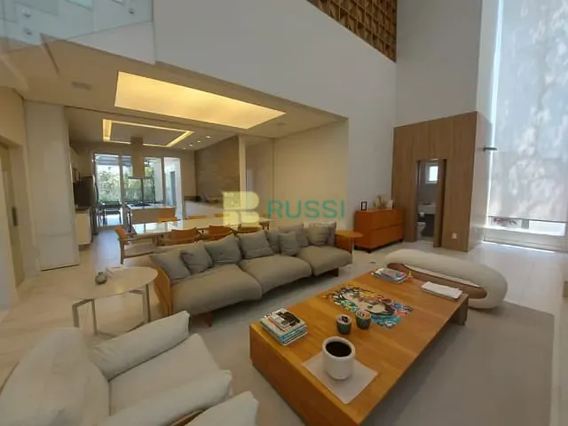 Sobrado com 417m² 3 quartos e 7 banheiros, à venda, no bairro Condomínio Residencial Alphaville II em São José dos Campos