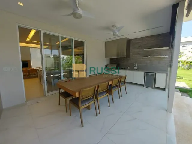 Sobrado com 417m² 3 quartos e 7 banheiros, à venda, no bairro Condomínio Residencial Alphaville II em São José dos Campos