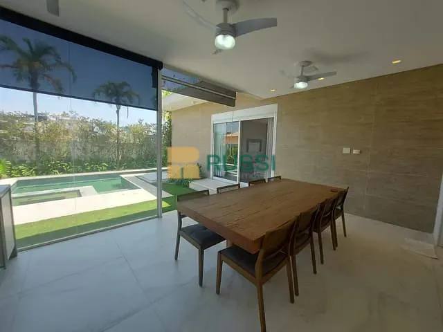 Sobrado com 417m² 3 quartos e 7 banheiros, à venda, no bairro Condomínio Residencial Alphaville II em São José dos Campos