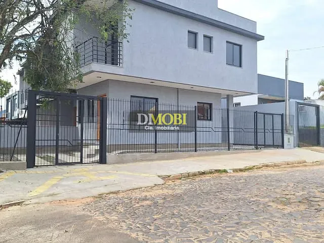 Sobrado com 78m² 3 quartos e 1 banheiro, à venda, no bairro Santa Cruz em Gravataí