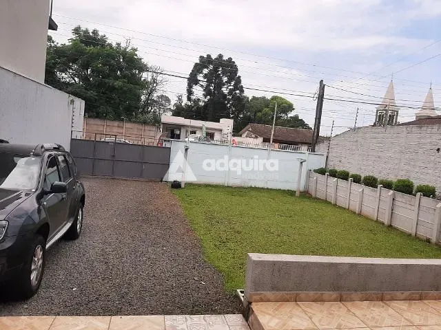 Sobrado com 251m² 3 quartos e 3 banheiros, à venda, no bairro Oficinas em Ponta Grossa