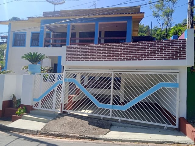 Sobrado com 512m² 5 quartos e 5 banheiros, à venda, no bairro Morada do Sol em Santana de Parnaíba