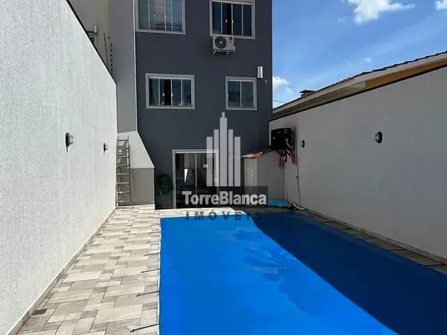 Sobrado 3 quartos e 4 banheiros, à venda, no bairro Oficinas em Ponta Grossa