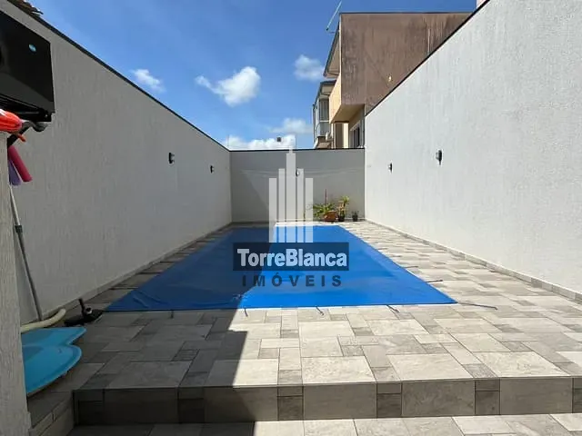 Sobrado 3 quartos e 4 banheiros, à venda, no bairro Oficinas em Ponta Grossa