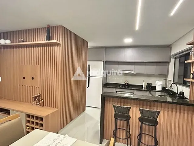 Sobrado com 11280m² 3 quartos e 3 banheiros, à venda, no bairro Centro em Ponta Grossa