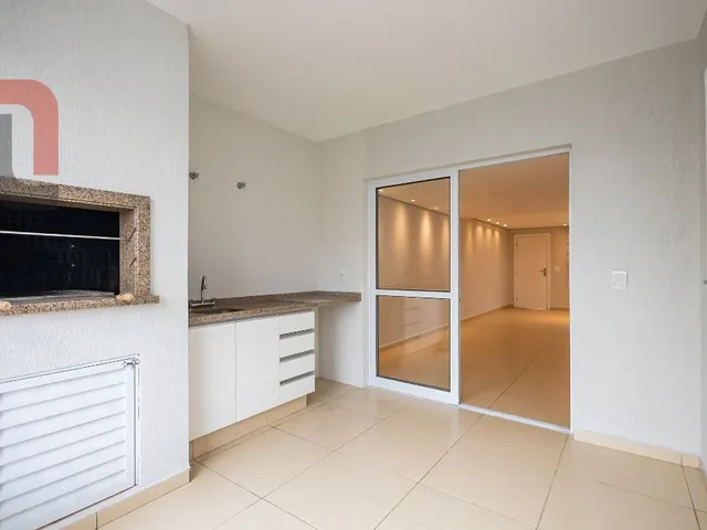 Sobrado com 180m² 3 quartos e 3 banheiros, à venda, no bairro Seminário em Curitiba