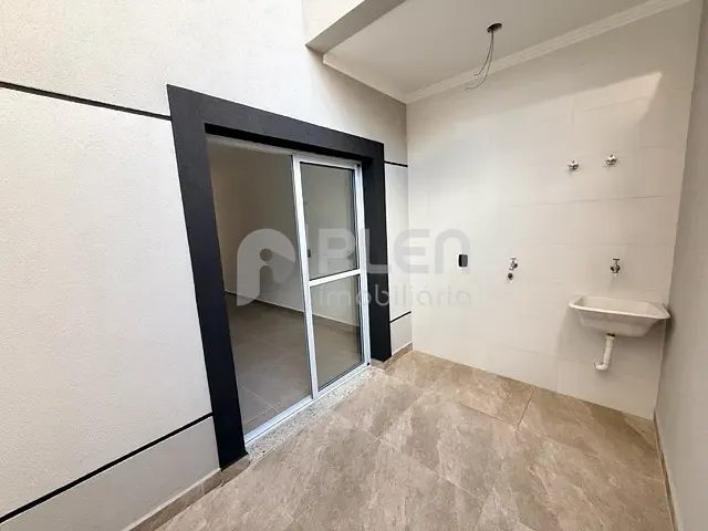 Sobrado 3 quartos e 4 banheiros, à venda, no bairro Vila Gustavo em São Paulo