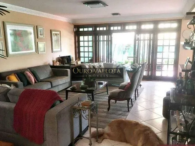 Sobrado com 600m² 3 quartos e 4 banheiros, à venda, no bairro Vila Rosália em Guarulhos