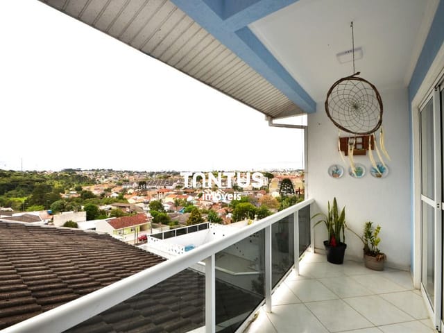 Sobrado com 181m² 3 quartos e 3 banheiros, para alugar, no bairro Barreirinha em Curitiba
