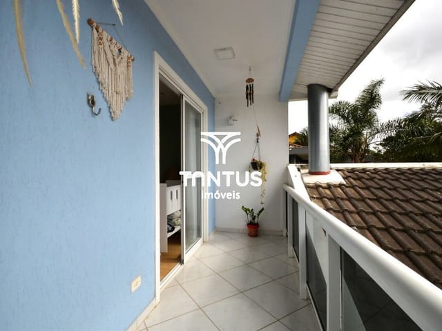 Sobrado com 181m² 3 quartos e 3 banheiros, para alugar, no bairro Barreirinha em Curitiba