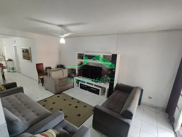 Sobrado com 250m² 3 quartos e 2 banheiros, para alugar, no bairro Taboão em São Bernardo do Campo
