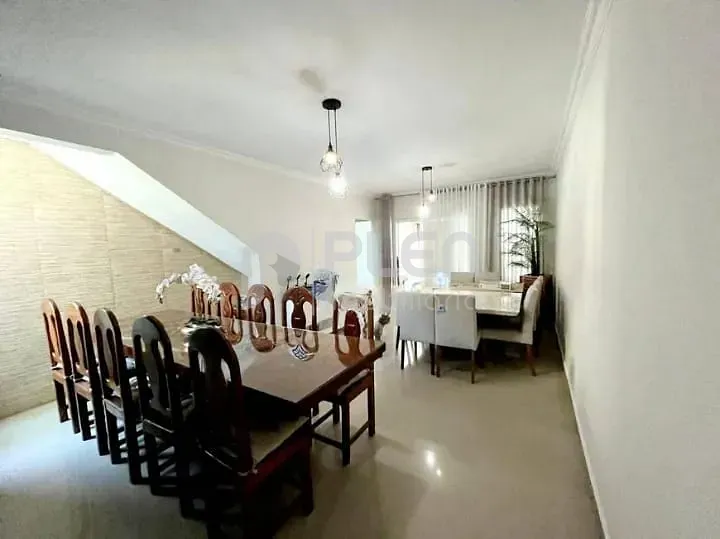 Casa de 6 quartos à venda em Jardim Denise, São Paulo