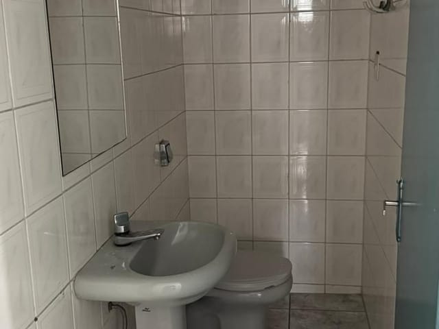 Sobrado com 300m² 6 quartos e 3 banheiros, para alugar, no bairro Aclimação em São Paulo