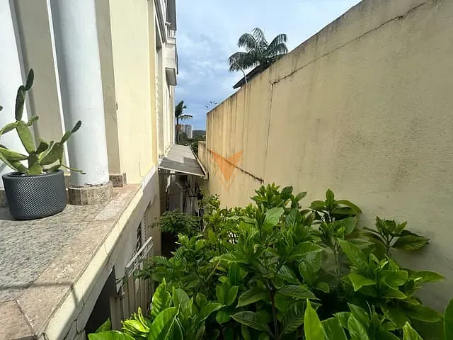 Sobrado com 700m² 5 quartos e 8 banheiros, à venda, no bairro Parque dos Príncipes em São Paulo