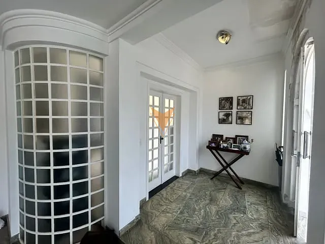Sobrado com 700m² 5 quartos e 8 banheiros, à venda, no bairro Parque dos Príncipes em São Paulo