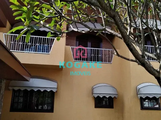 Sobrado com 897m² 6 quartos e 6 banheiros, à venda, no bairro Jardim das Indústrias em São José dos Campos