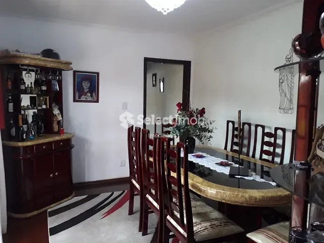 Sobrado com 277m² 4 quartos e 3 banheiros, à venda, no bairro Vila Guarani em Mauá