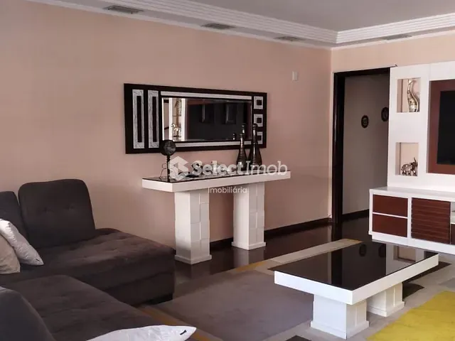 Sobrado com 277m² 4 quartos e 3 banheiros, à venda, no bairro Vila Guarani em Mauá