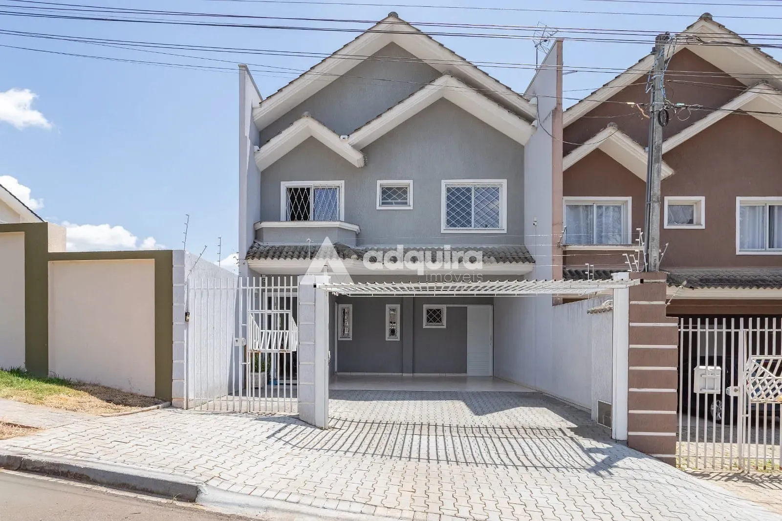 Sobrado, 4 quartos, 172 m² - Foto 1