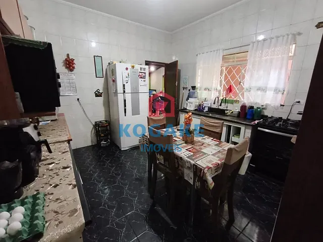 Sobrado com 138m² 3 quartos e 4 banheiros, à venda, no bairro Jardim Oriente em São José dos Campos