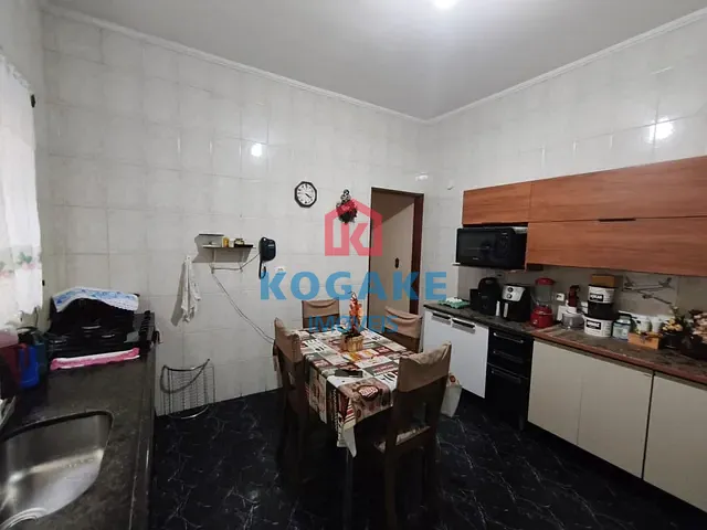 Sobrado com 138m² 3 quartos e 4 banheiros, à venda, no bairro Jardim Oriente em São José dos Campos