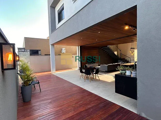 Sobrado com 250m² 3 quartos e 4 banheiros, à venda, no bairro Loteamento Floresta em São José dos Campos