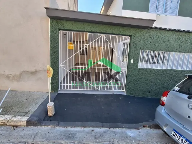 Sobrado com 200m² 3 quartos e 2 banheiros, à venda ou para alugar, no bairro Taboão em São Bernardo do Campo