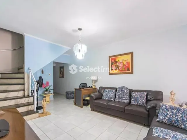 Sobrado com 140m² 2 quartos e 2 banheiros, à venda, no bairro Vila Scarpelli em Santo André