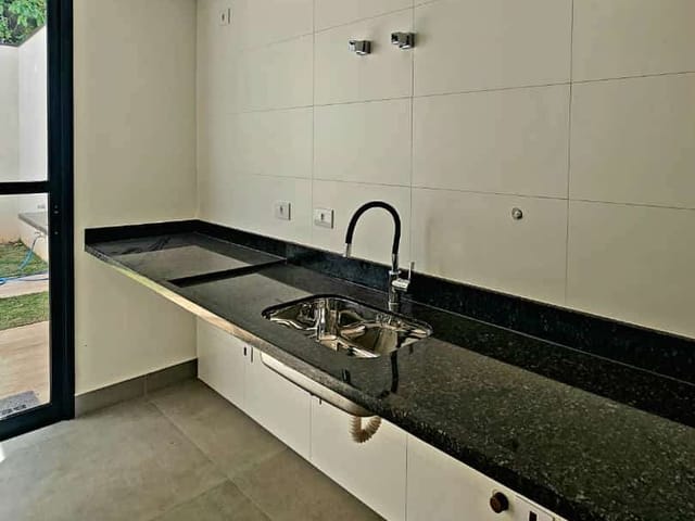 Sobrado com 165m² 3 quartos e 2 banheiros, à venda, no bairro Saude em São Paulo