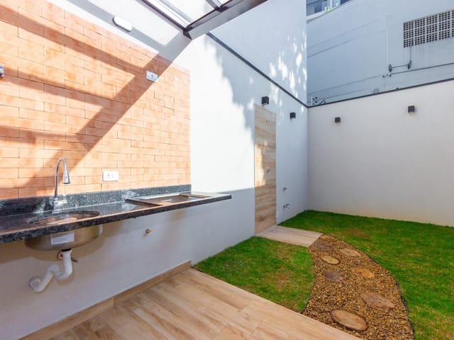 Sobrado com 165m² 3 quartos e 2 banheiros, à venda, no bairro Saude em São Paulo