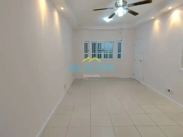 Sobrado com 125m² 3 quartos e 2 banheiros, à venda, no bairro Jardim das Indústrias em São José dos Campos