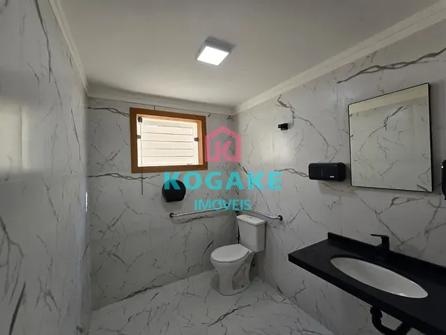 Sobrado com 352m², à venda ou para alugar, no bairro Vila Betânia em São José dos Campos