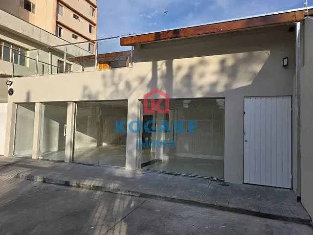Sobrado com 352m², à venda ou para alugar, no bairro Vila Betânia em São José dos Campos