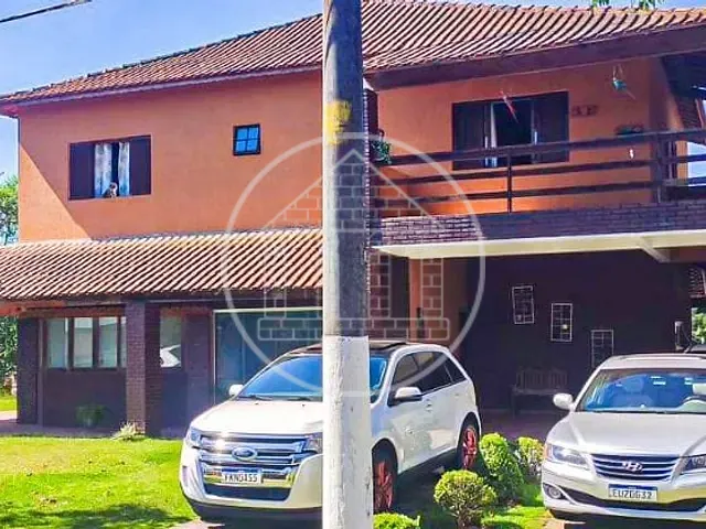 Sobrado com 1000m² 5 quartos e 6 banheiros, à venda, no bairro Lagoa Grande em Embu-Guaçu
