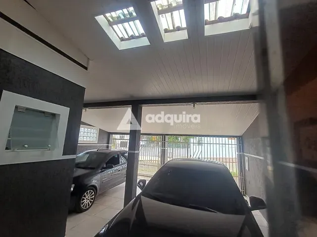 Sobrado 3 quartos e 2 banheiros, à venda ou para alugar, no bairro Oficinas em Ponta Grossa