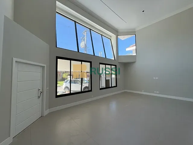 Sobrado com 365m² 5 quartos e 7 banheiros, à venda, no bairro Jardim das Colinas em São José dos Campos