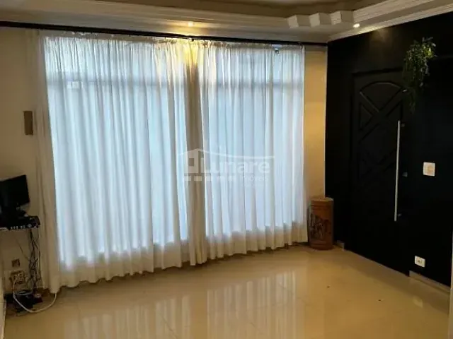 Sobrado com 187m² 2 quartos e 2 banheiros, à venda, no bairro Vila Rei em Mogi das Cruzes
