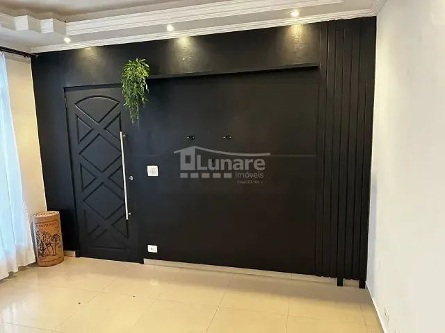 Sobrado com 187m² 2 quartos e 2 banheiros, à venda, no bairro Vila Rei em Mogi das Cruzes