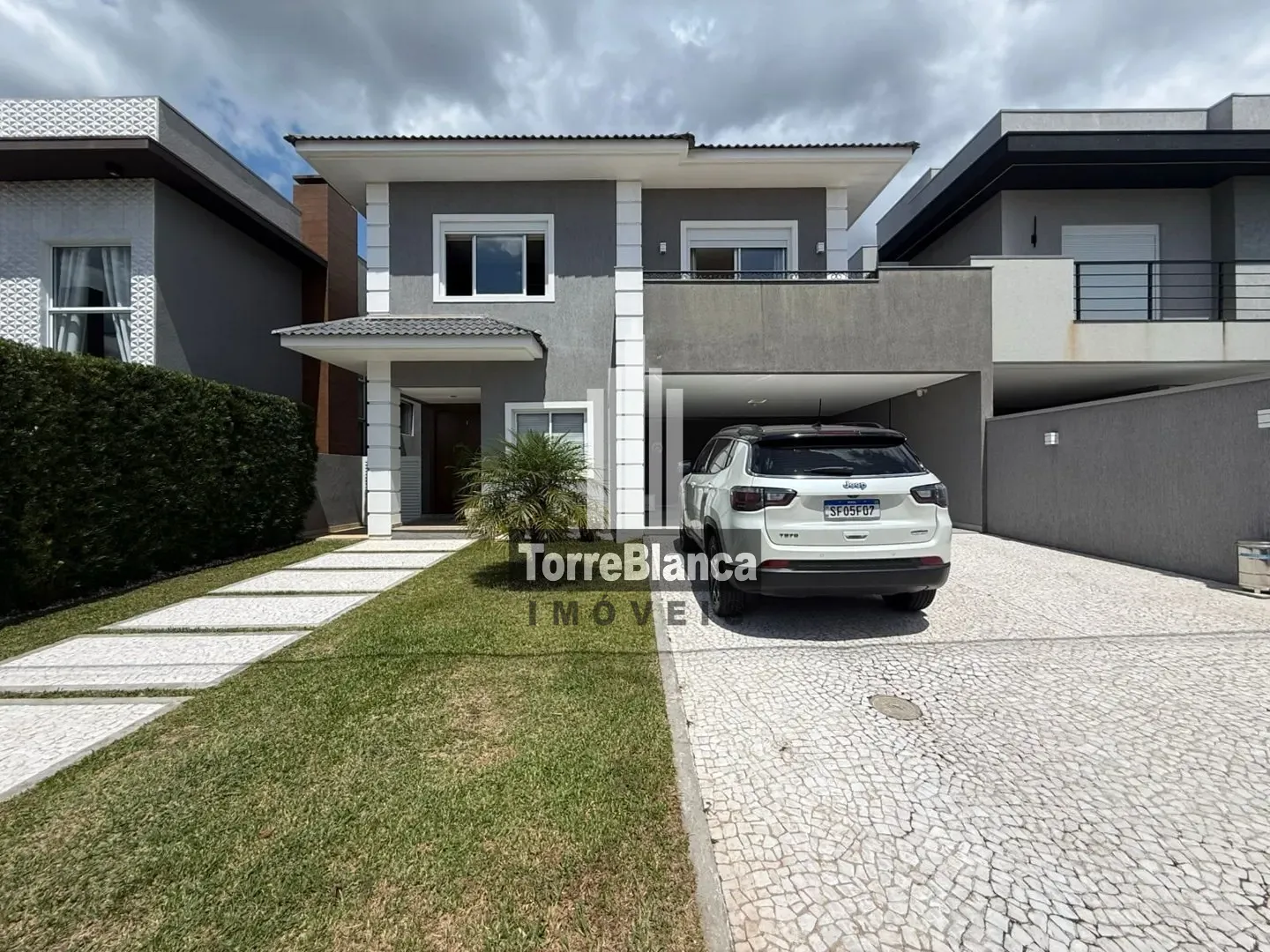 Sobrado, 3 quartos, 284 m² - Foto 1