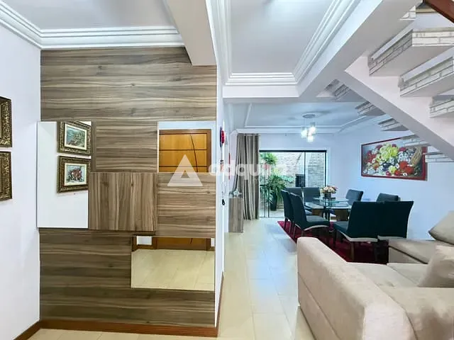 Sobrado com 145m² 3 quartos e 3 banheiros, à venda, no bairro Jardim Carvalho em Ponta Grossa