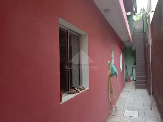 Sobrado com 248m² 5 quartos e 3 banheiros, à venda, no bairro Jardim Zaira em Mauá