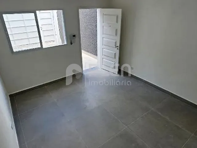 Sobrado 2 quartos e 2 banheiros, para alugar, no bairro Imirim em São Paulo
