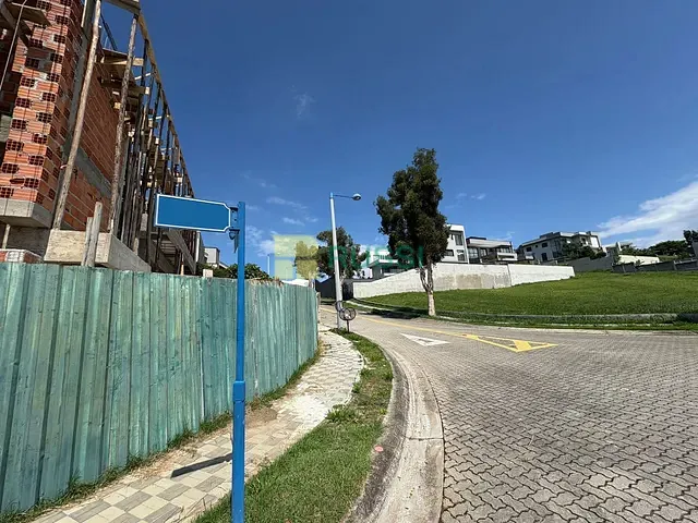 Sobrado com 550m² 5 quartos e 7 banheiros, à venda, no bairro Urbanova em São José dos Campos