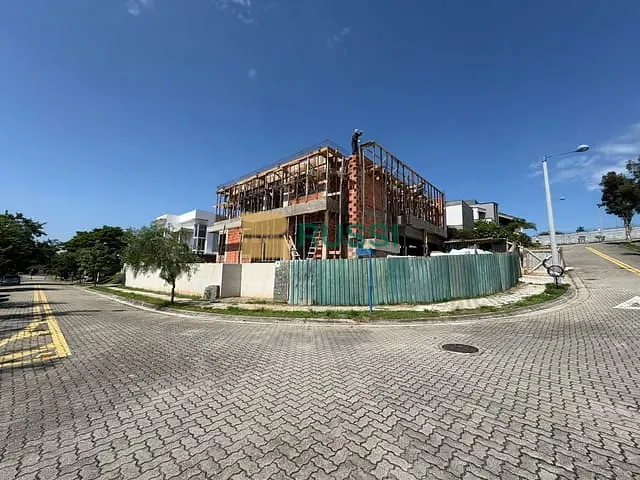 Sobrado com 550m² 5 quartos e 7 banheiros, à venda, no bairro Urbanova em São José dos Campos