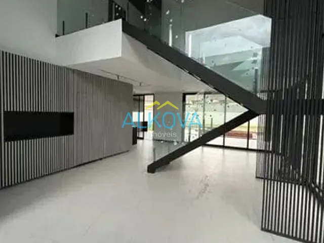 Sobrado com 700m² 4 quartos e 4 banheiros, à venda, no bairro Condomínio Reserva do Paratehy em São José dos Campos