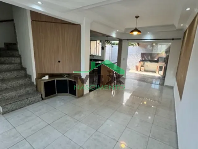 Sobrado com 110m² 3 quartos e 2 banheiros, à venda, no bairro Borborema em São Bernardo do Campo