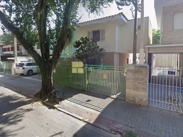 Sobrado com 190m² 3 quartos e 2 banheiros, para alugar, no bairro Vila Betânia em São José dos Campos
