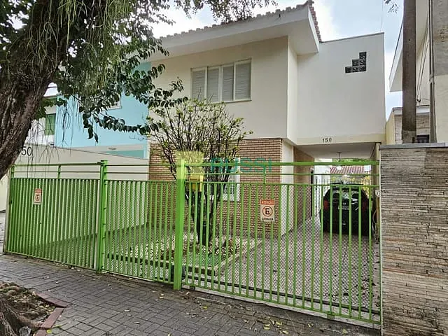 Sobrado com 190m² 3 quartos e 2 banheiros, para alugar, no bairro Vila Betânia em São José dos Campos
