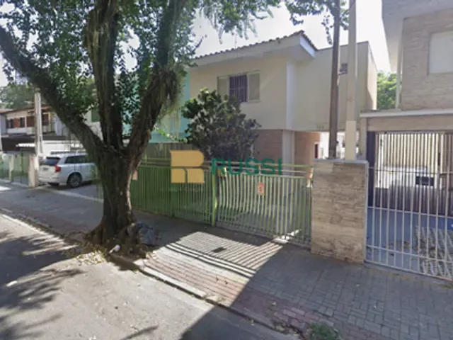 Sobrado com 190m² 3 quartos e 2 banheiros, à venda, no bairro Vila Betânia em São José dos Campos